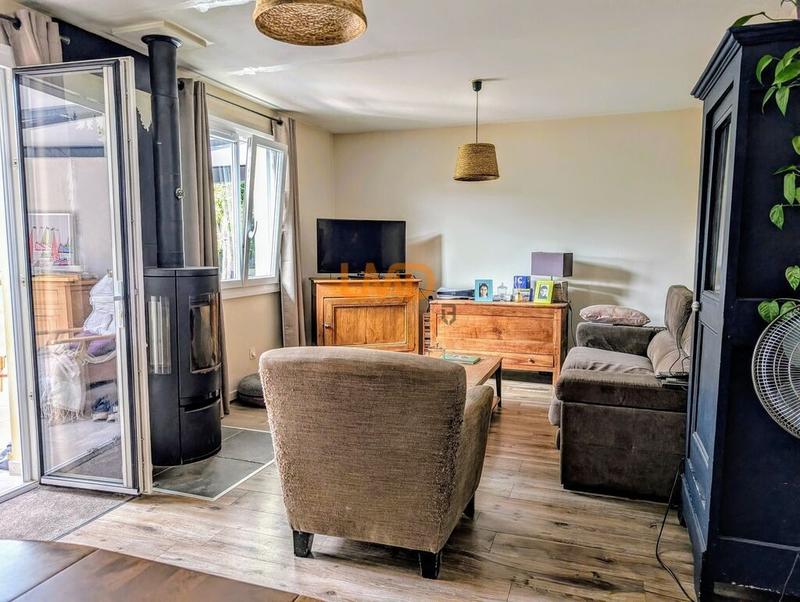 Propriété - 120 m² - 6 pièces