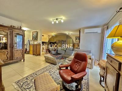 Appartement - 89 m² - 3 pièces