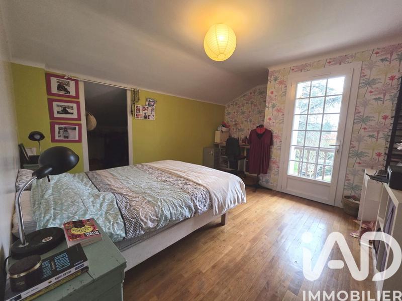 Maison - 203 m² - 7 pièces