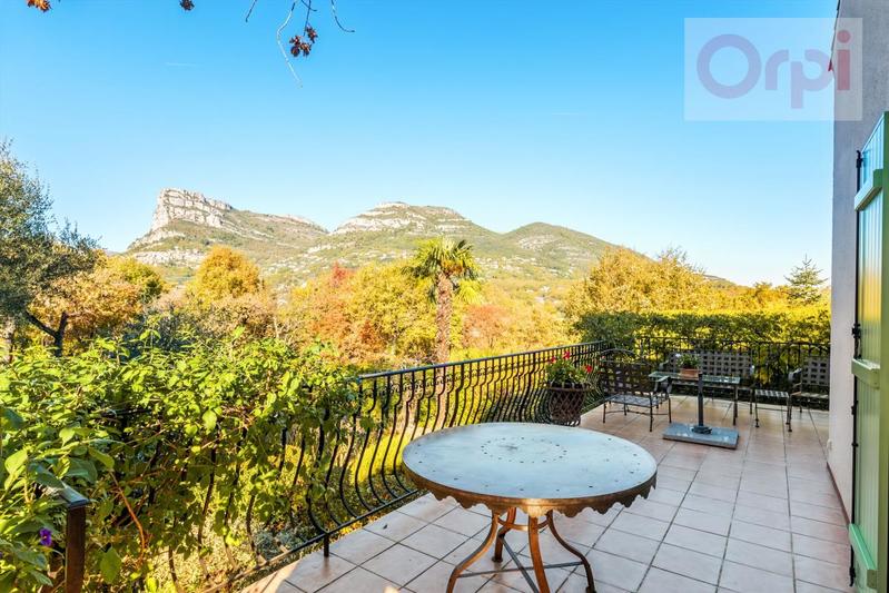 Villa - 160 m² - 4 pièces