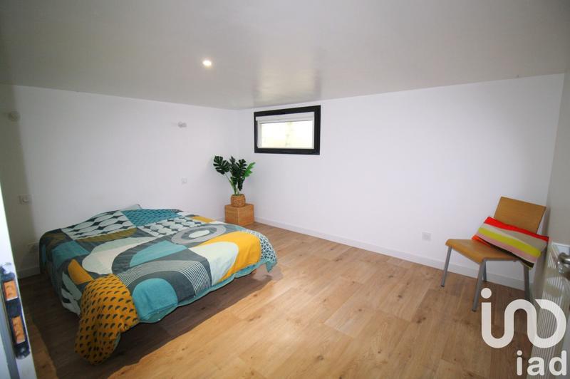 Maison - 203 m² - 7 pièces