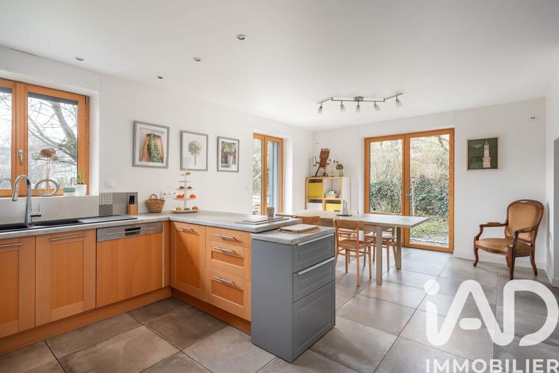 Maison - 106 m² - 6 pièces