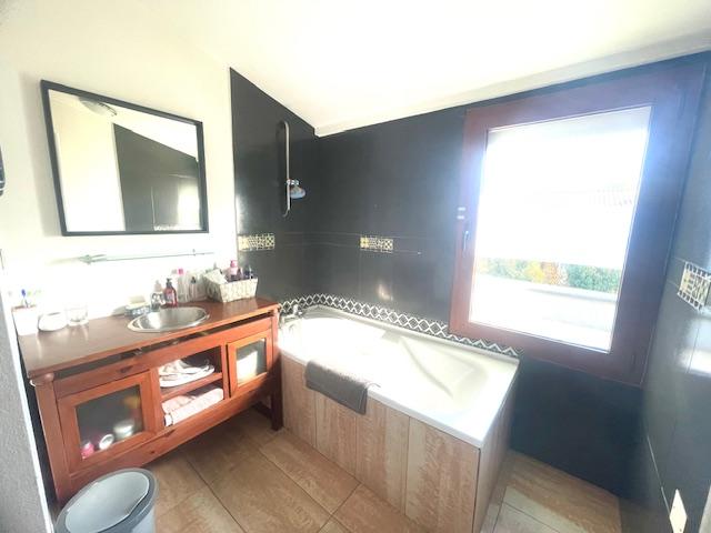 Maison bordelaise - 104 m² - 6 pièces