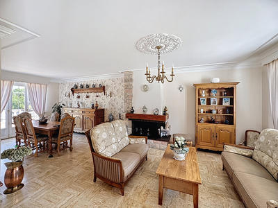 Maison - 164 m² - 7 pièces