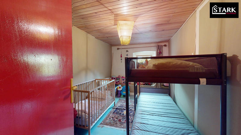 Maison - 177 m² - 7 pièces