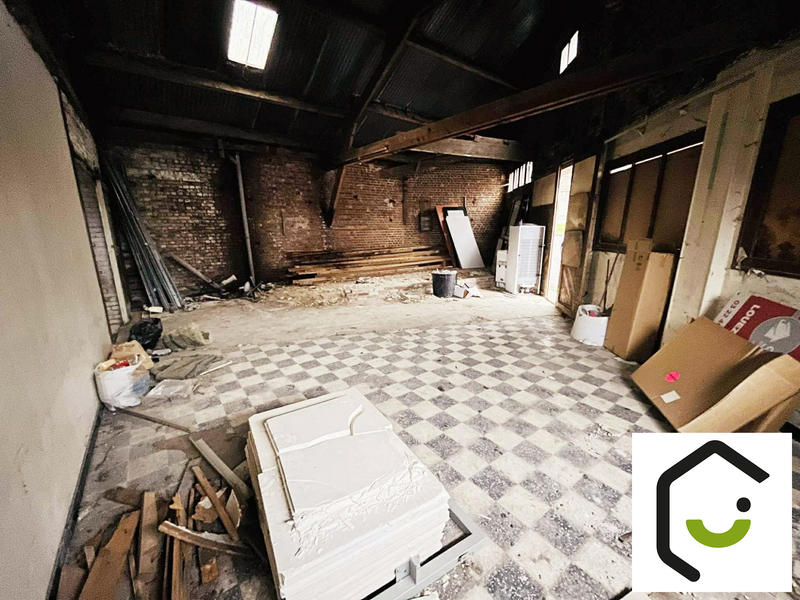 Local commercial - 100 m² - 2 pièces