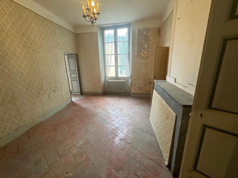 Appartement - 198 m² - 5 pièces