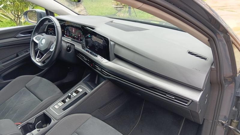 Volkswagen Golf 1.5 e-Tsi 150 Dsg7 Style