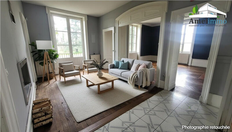 Maison - 250 m² - 7 pièces