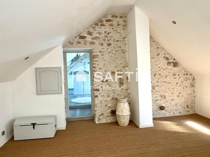 Maison - 285 m² - 8 pièces