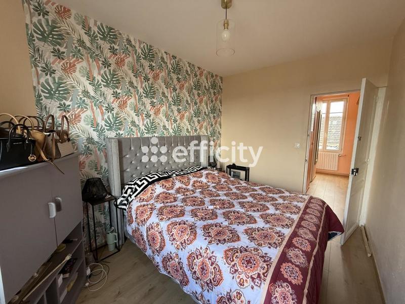 Maison - 92 m² - 6 pièces