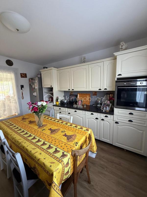 Maison - 110 m² - 6 pièces