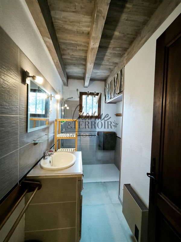 Villa - 80 m² - 4 pièces