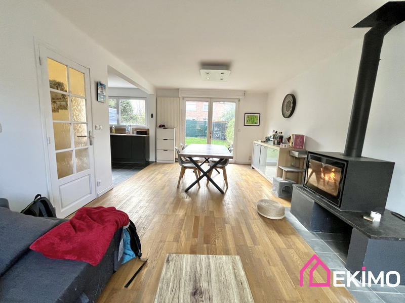 Maison - 90 m² - 4 pièces