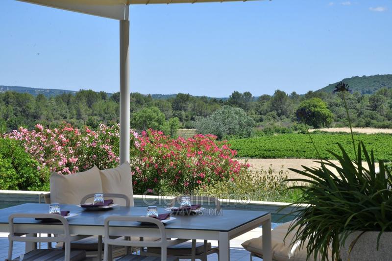 Villa - 182 m² - 7 pièces