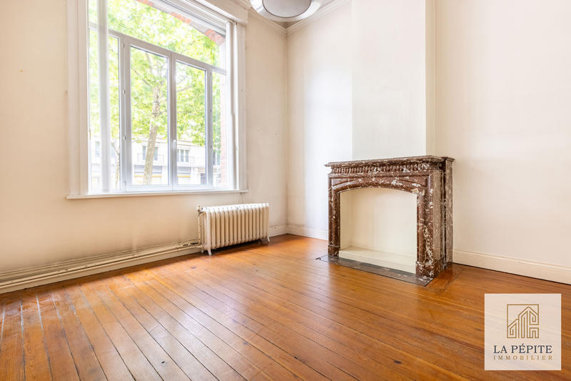 Immeuble - 334 m² - 1 pièce