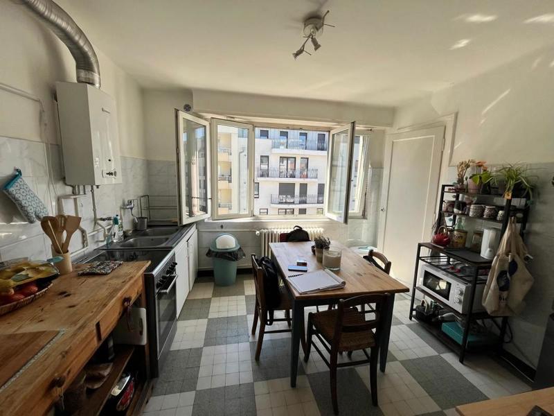 Appartement - 82 m² - 3 pièces