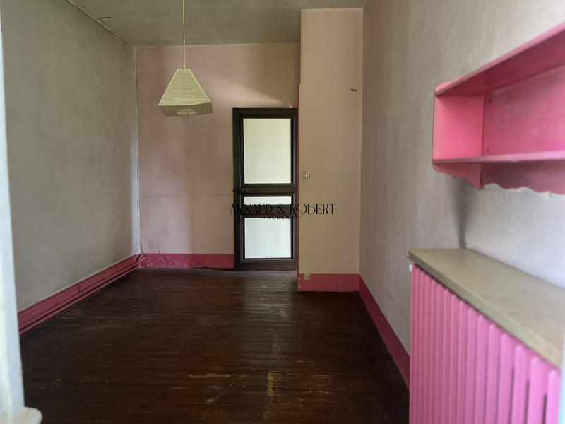 Bastide - 300 m² - 1 pièce