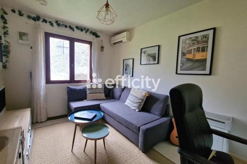 Maison - 89 m² - 5 pièces