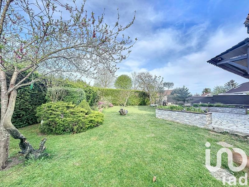 Maison - 98 m² - 5 pièces