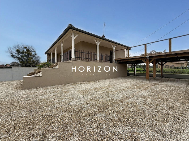 Maison traditionnelle - 82 m² - 4 pièces