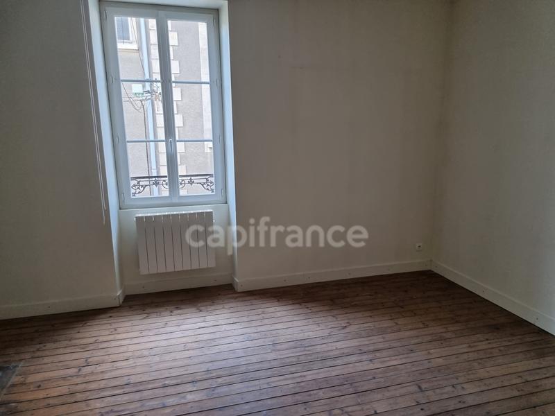 Maison - 210 m² - 8 pièces