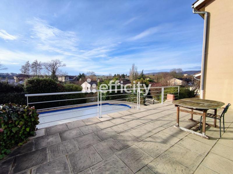 Villa - 146 m² - 8 pièces