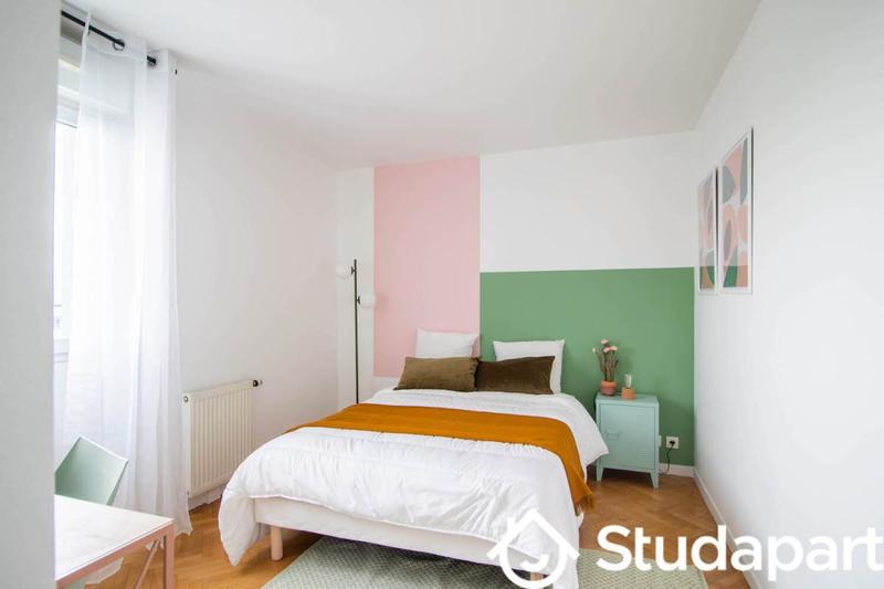 Chambre - 11 m² - 1 pièce