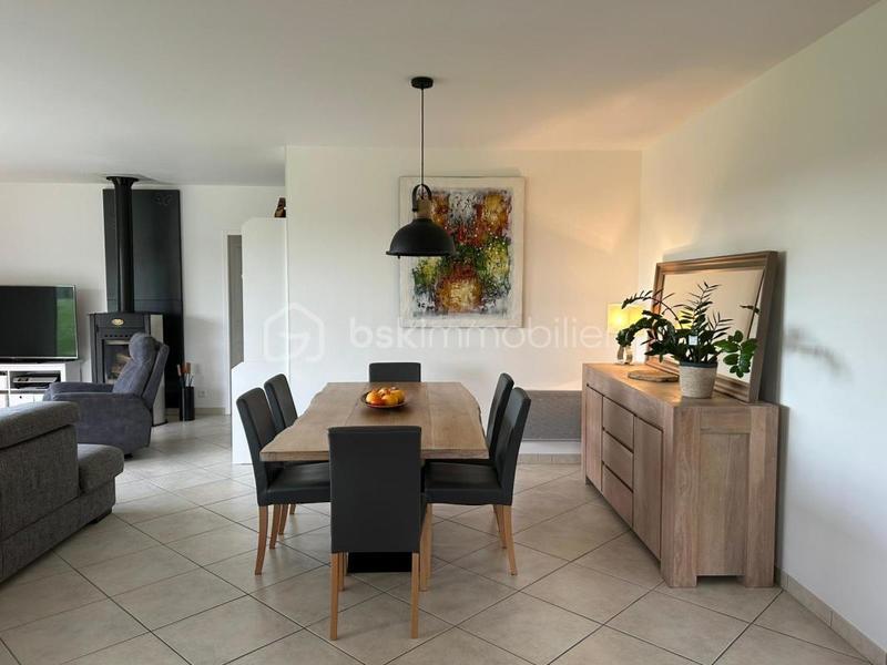 Maison - 98 m² - 4 pièces