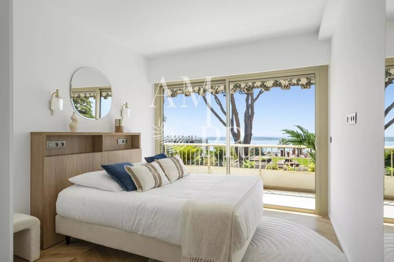 Appartement - 120 m² - 5 pièces