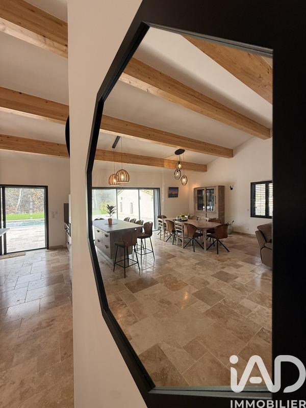 Maison - 148 m² - 5 pièces