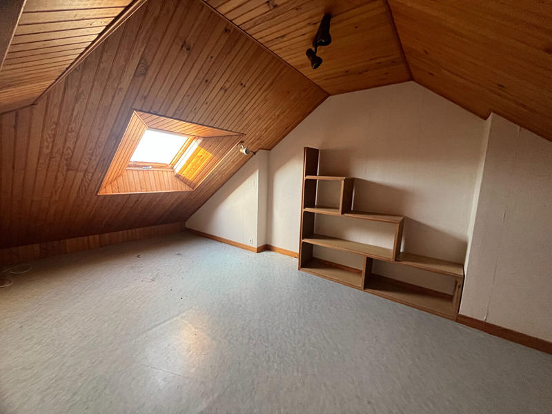 Maison - 103 m² - 5 pièces