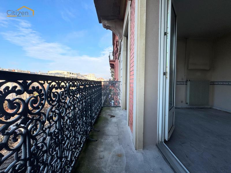 Appartement - 144 m² - 5 pièces