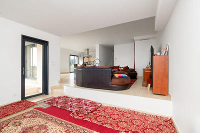 Maison contemporaine - 143 m² - 6 pièces