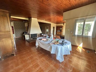 Maison traditionnelle - 160 m² - 4 pièces