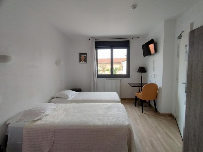 Magasins - 300 m² - 12 pièces