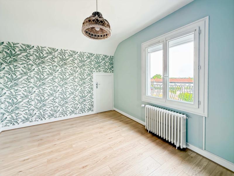 Maison - 98 m² - 5 pièces