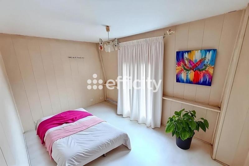 Maison - 100 m² - 6 pièces