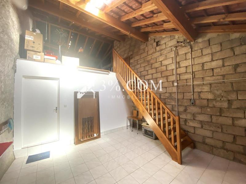 Maison - 230 m² - 8 pièces