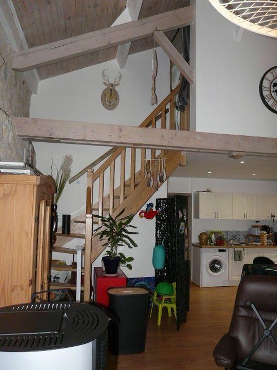 Maison en pierre - 203 m² - 6 pièces