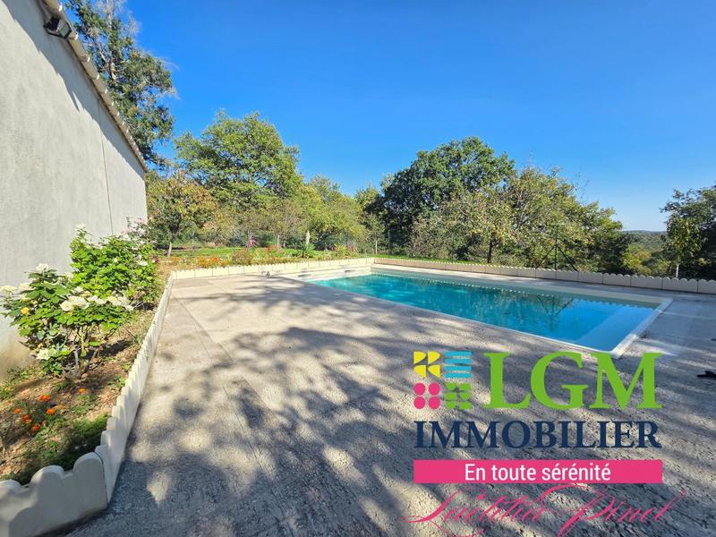 Maison - 200 m² - 7 pièces