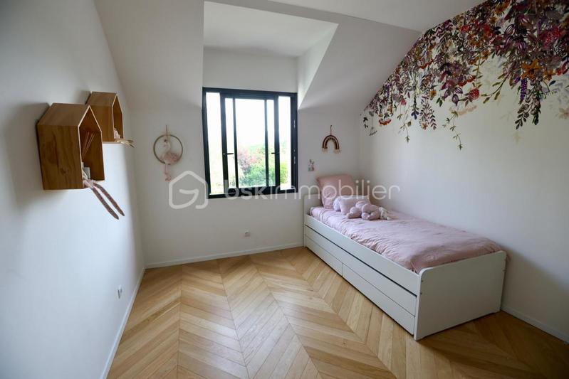 Maison - 144 m² - 7 pièces