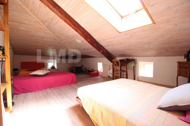 Mas - 273 m² - 7 pièces