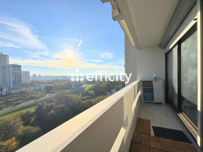 Appartement ancien - 80 m² - 4 pièces