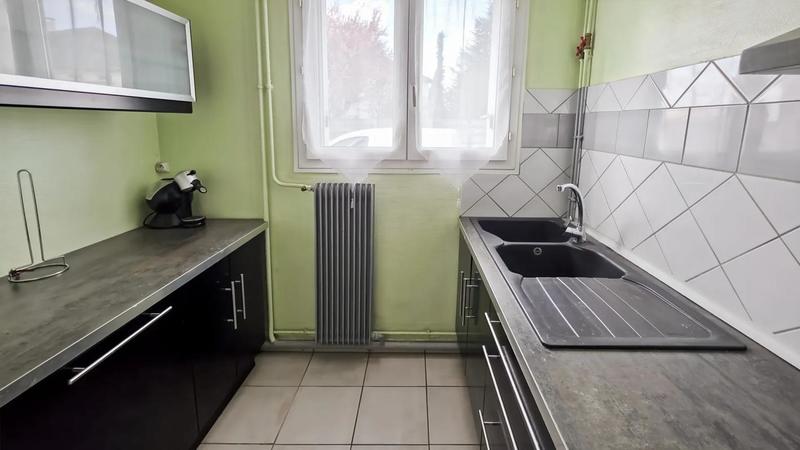 Maison - 97 m² - 5 pièces