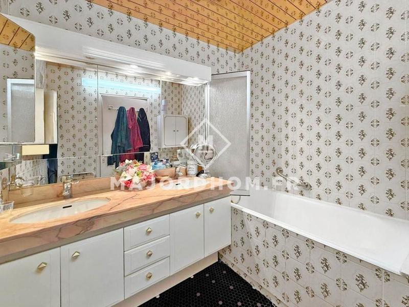 Appartement - 119 m² - 5 pièces