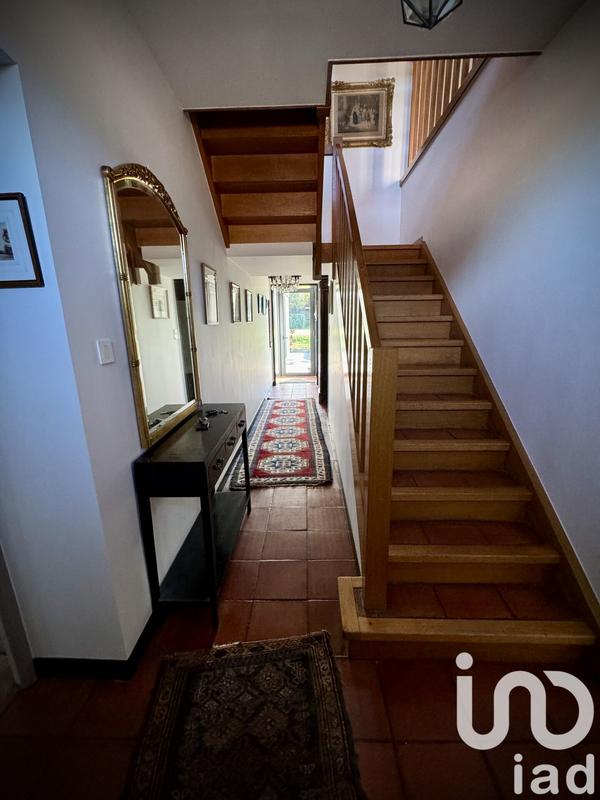 Maison - 307 m² - 9 pièces