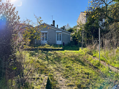 Maison - 93 m² - 4 pièces