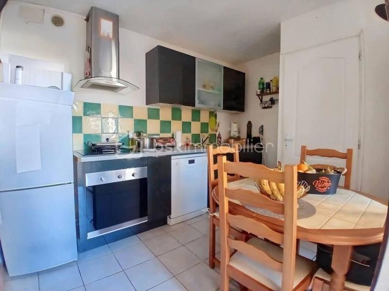 Immeuble - 90 m² - 6 pièces