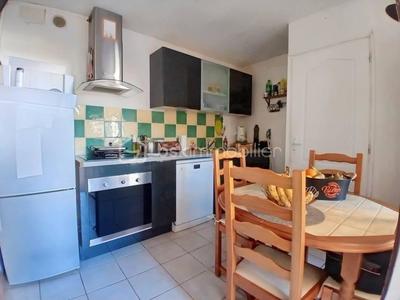 Immeuble - 90 m² - 6 pièces